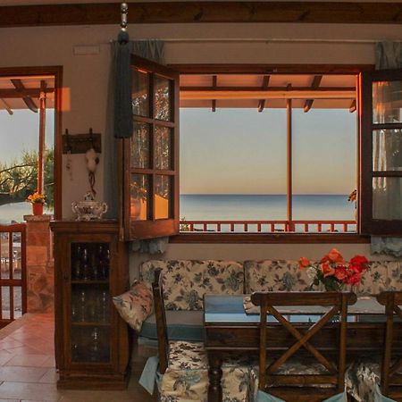 Villa Limnioni Archangelos  Luaran gambar